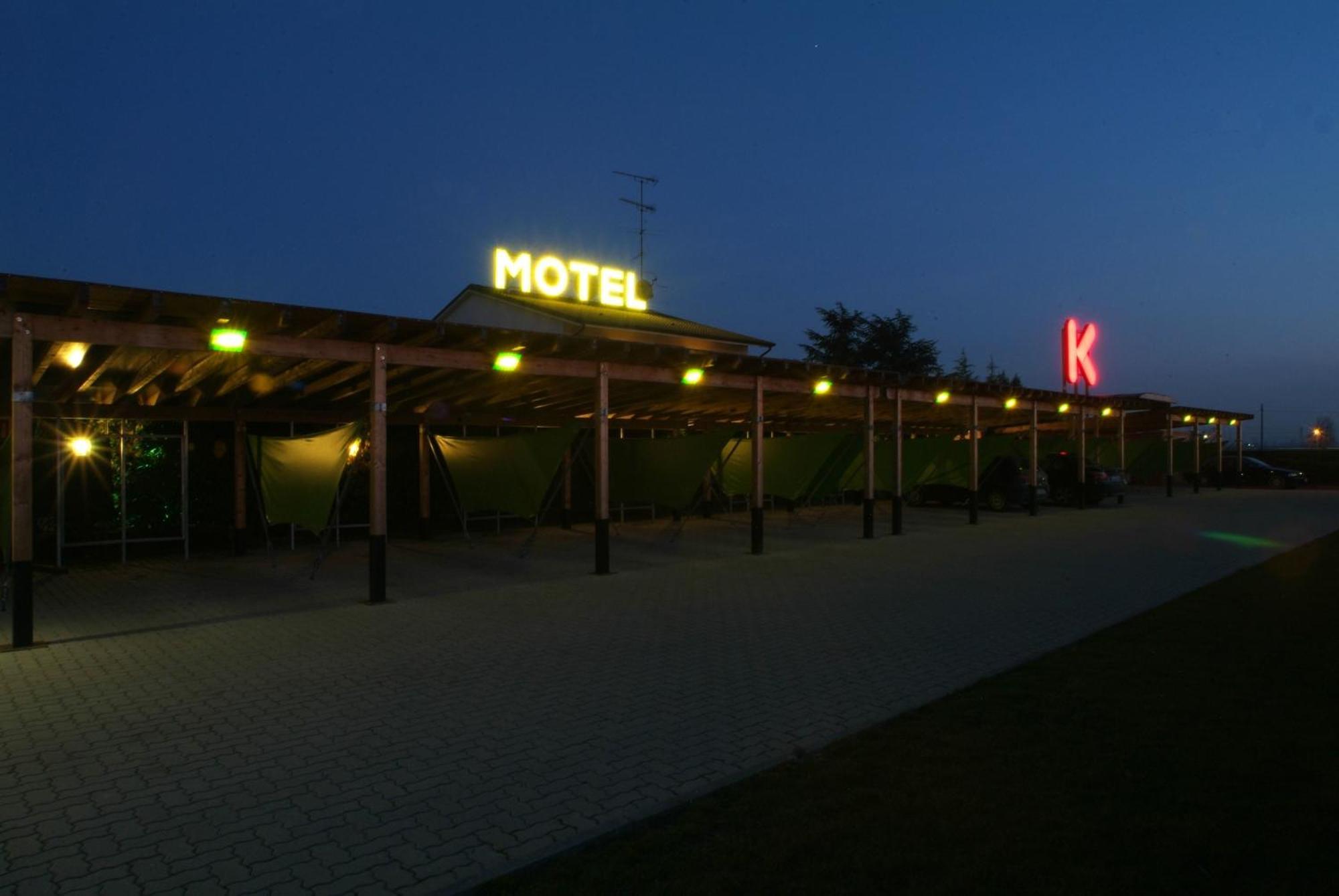 Hotel Motel K Casei Gerola Extérieur photo