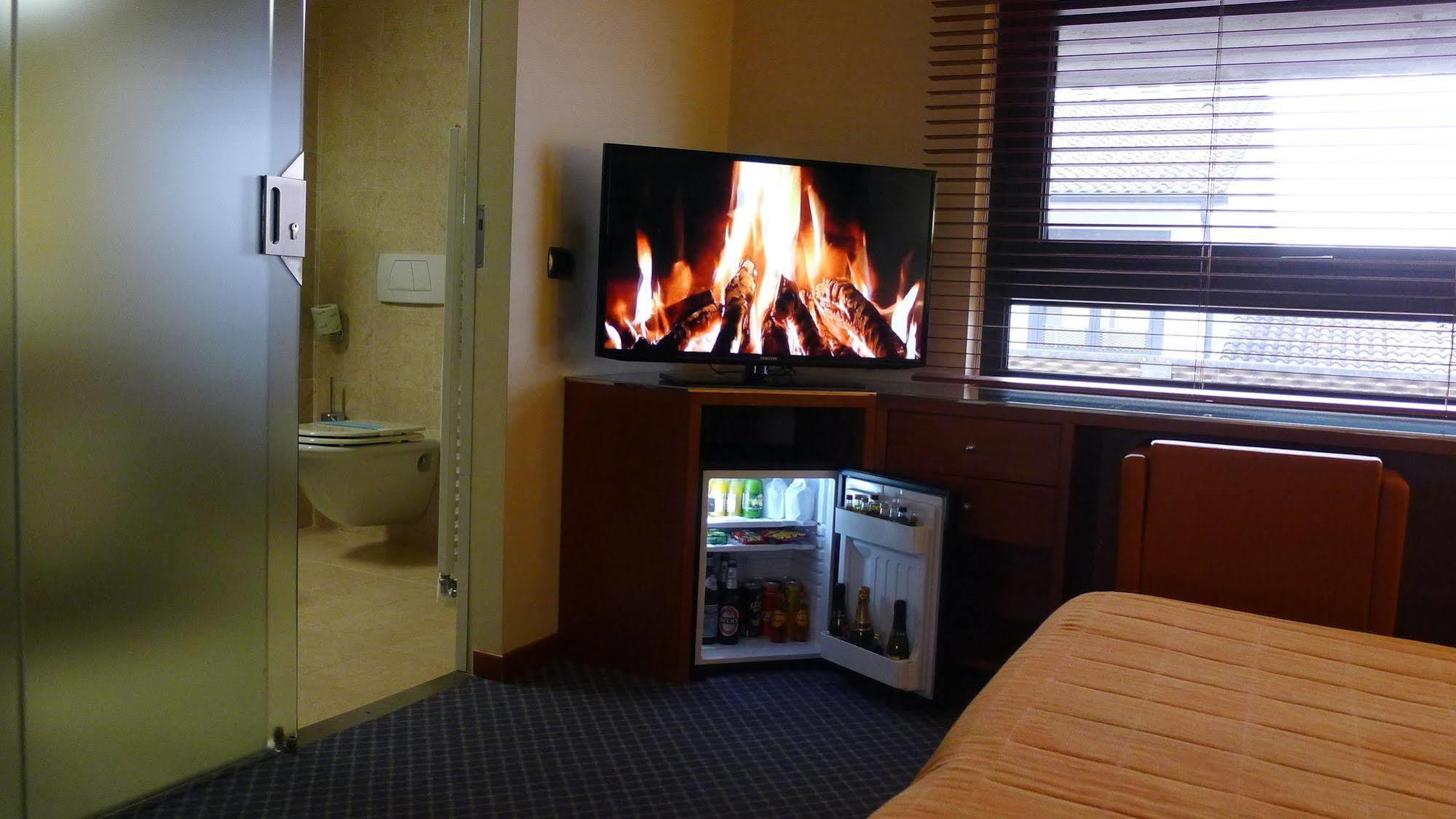 Hotel Motel K Casei Gerola Extérieur photo